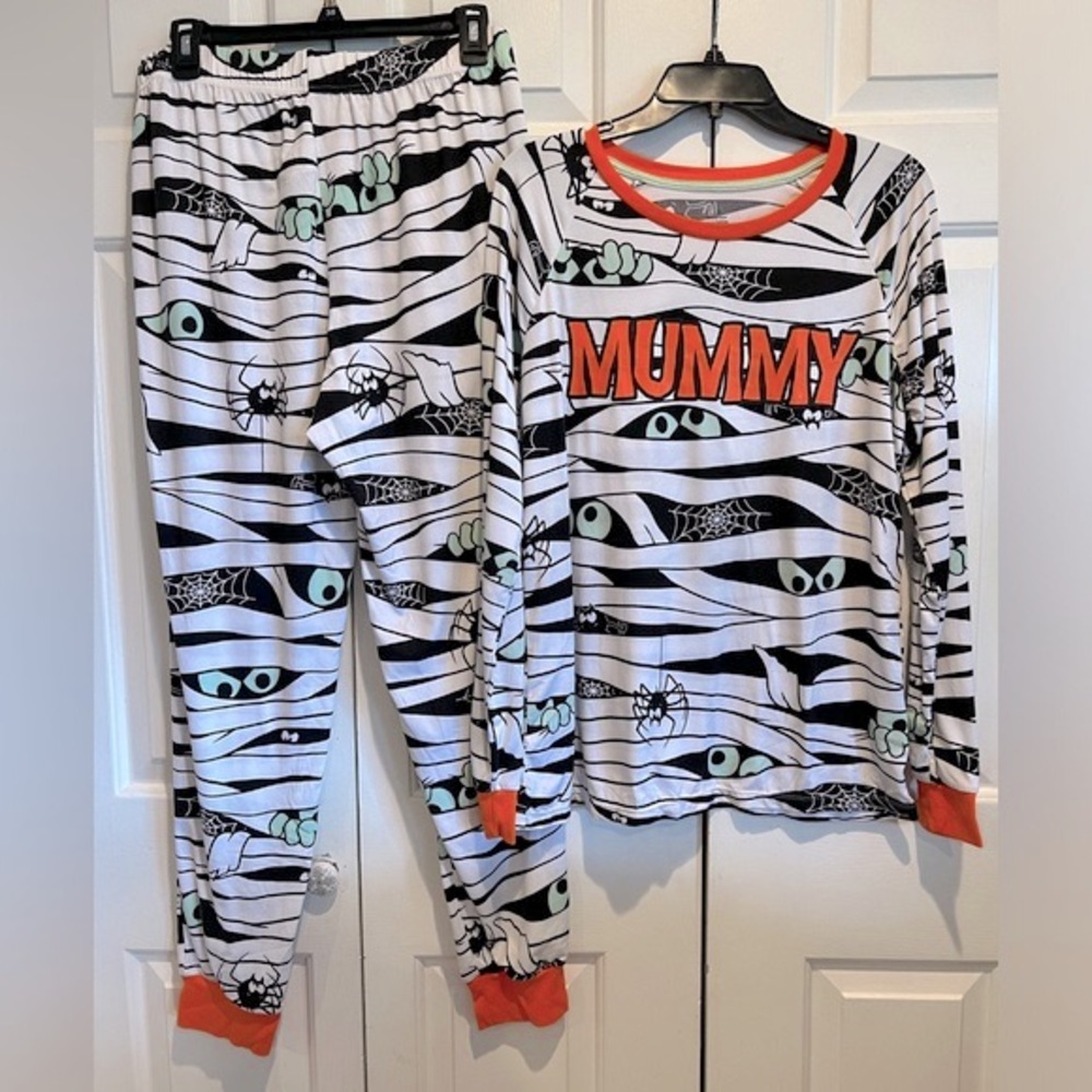 2 Pc MUMMY PJs / Long Sleeve Top & Jogger Style Pants w Orange Trim